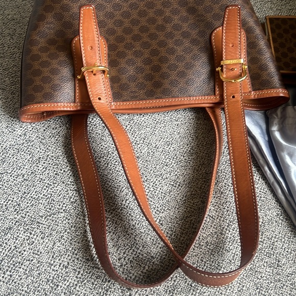 Authentic Celine tote and wallet set - Picture 8 of 17